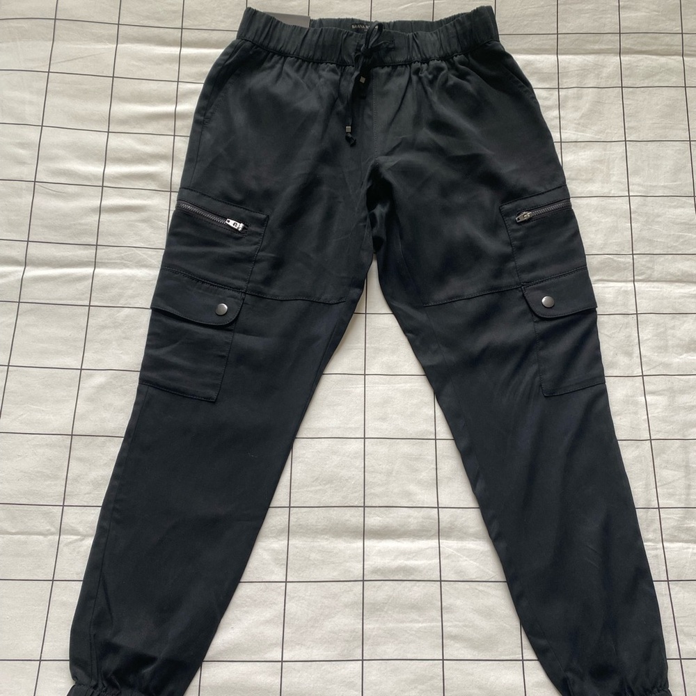 Banana Republic, XXS petite, black cargo pants, lightweight and breathable!